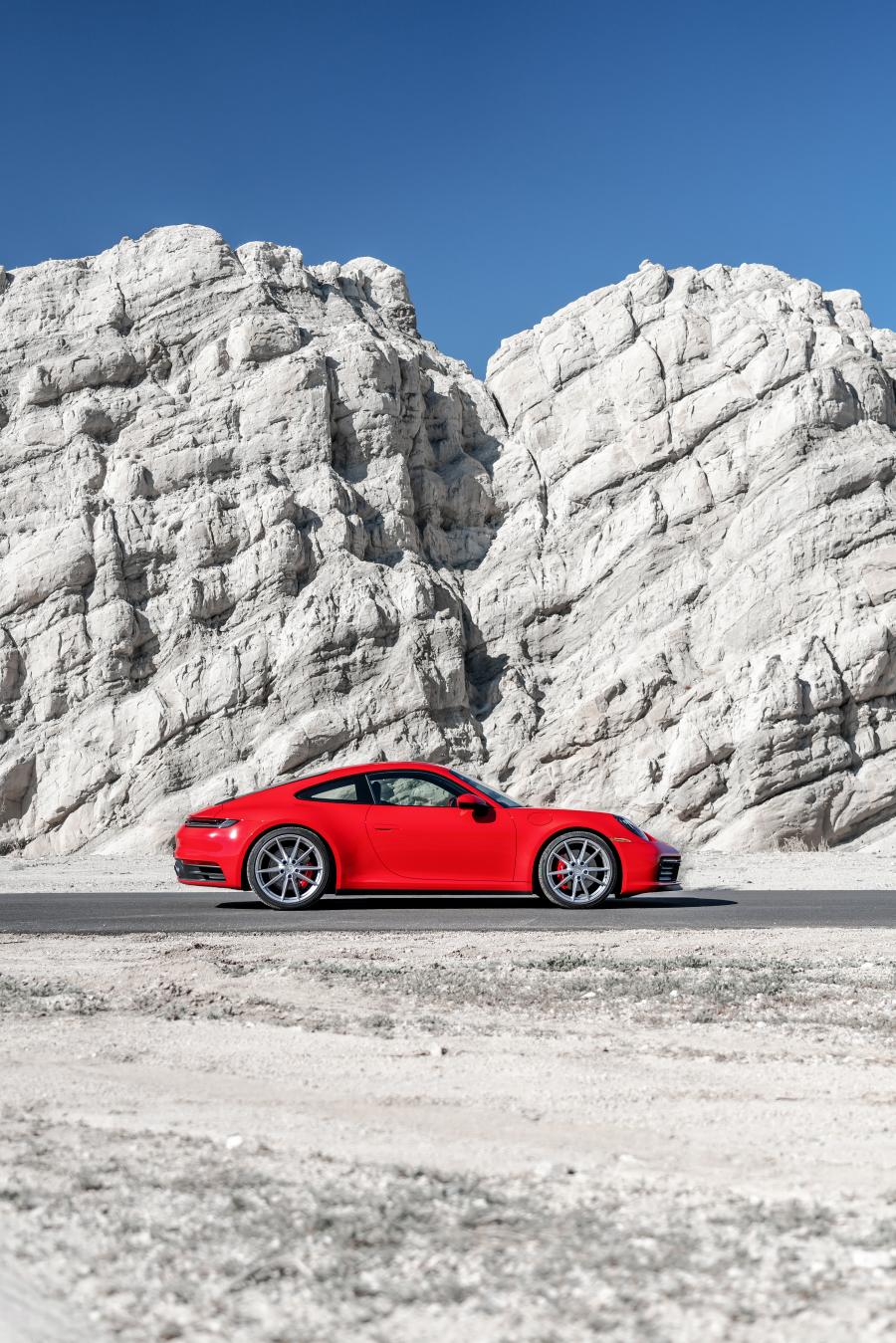  Porsche 911 Carrera S (992) 2019 года  (NA) (фото 30 из 31)